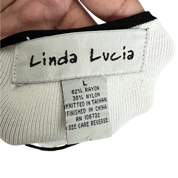 Elegant Cream Sleeveless Knit Top, size L - Picture 7 of 7